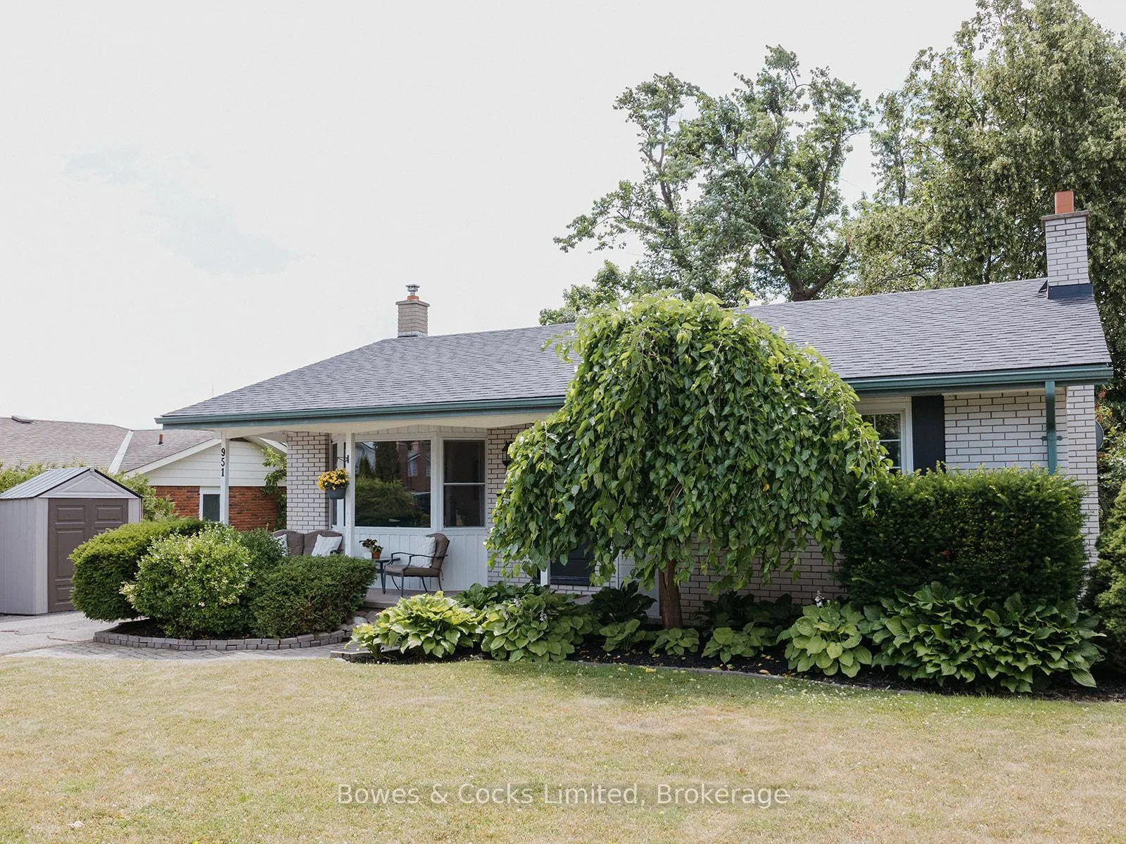 Photo 3 of 951 Ellesmere Avenue, Peterborough, Northcrest Ward 5 — HOMEH
