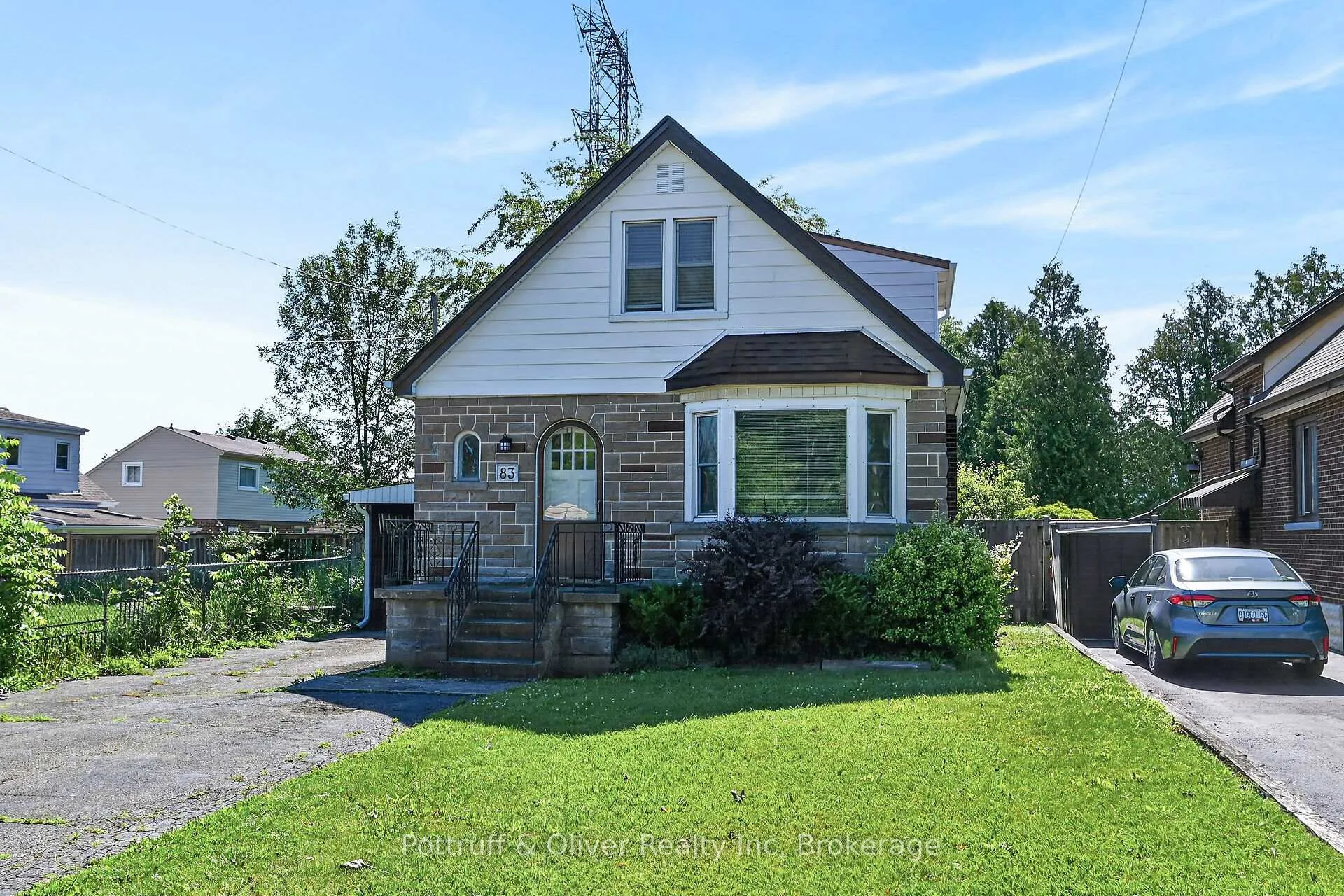Photo 3 of 83 Aberfoyle Avenue, Hamilton, Rosedale — HOMEH
