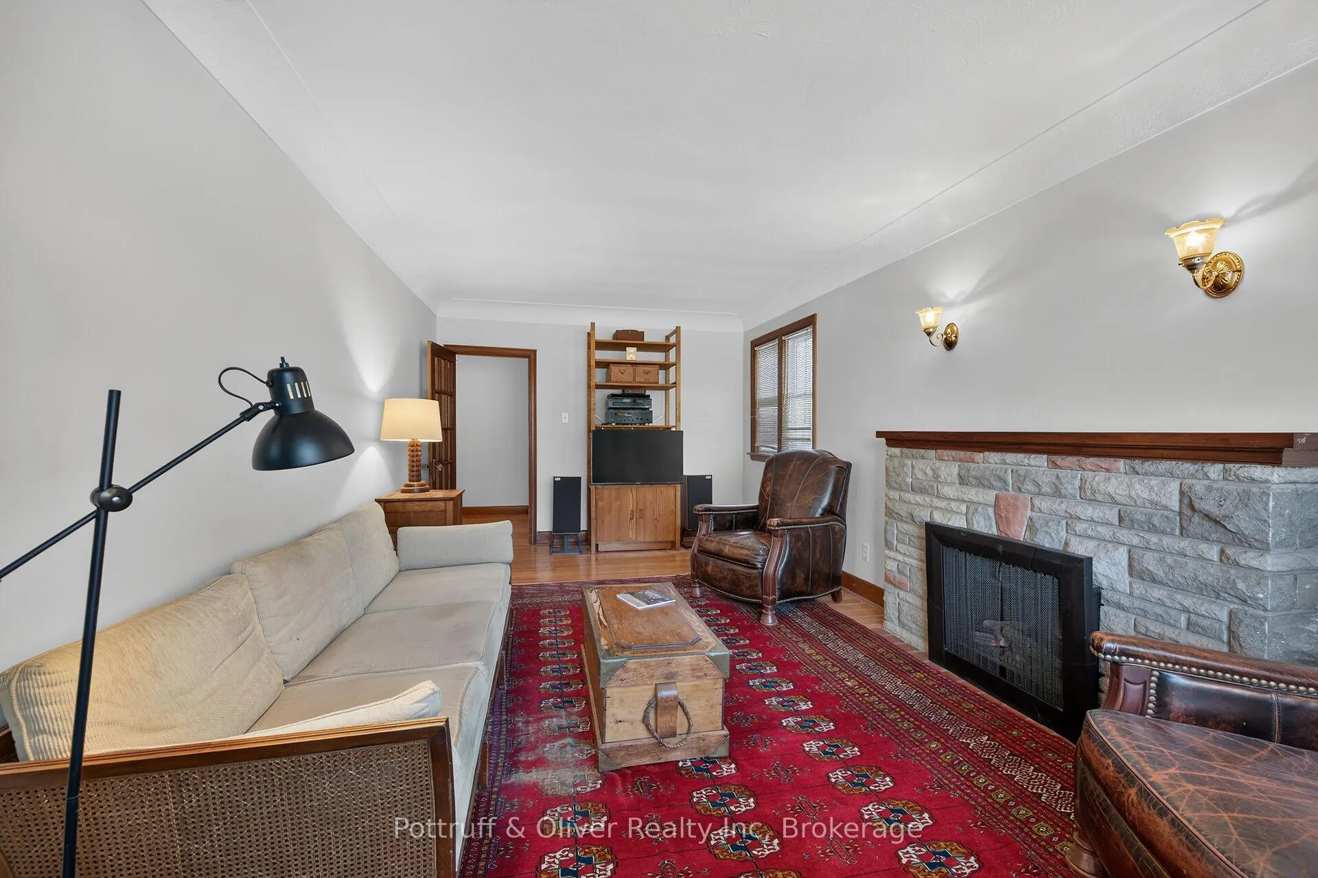 Photo 6 of 83 Aberfoyle Avenue, Hamilton, Rosedale — HOMEH