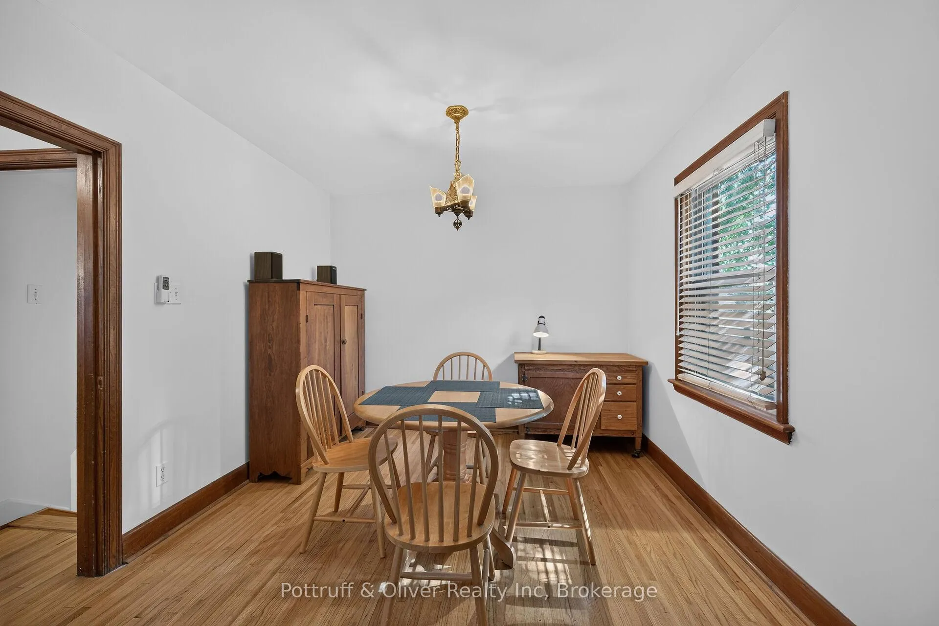 Photo 13 of 83 Aberfoyle Avenue, Hamilton, Rosedale — HOMEH