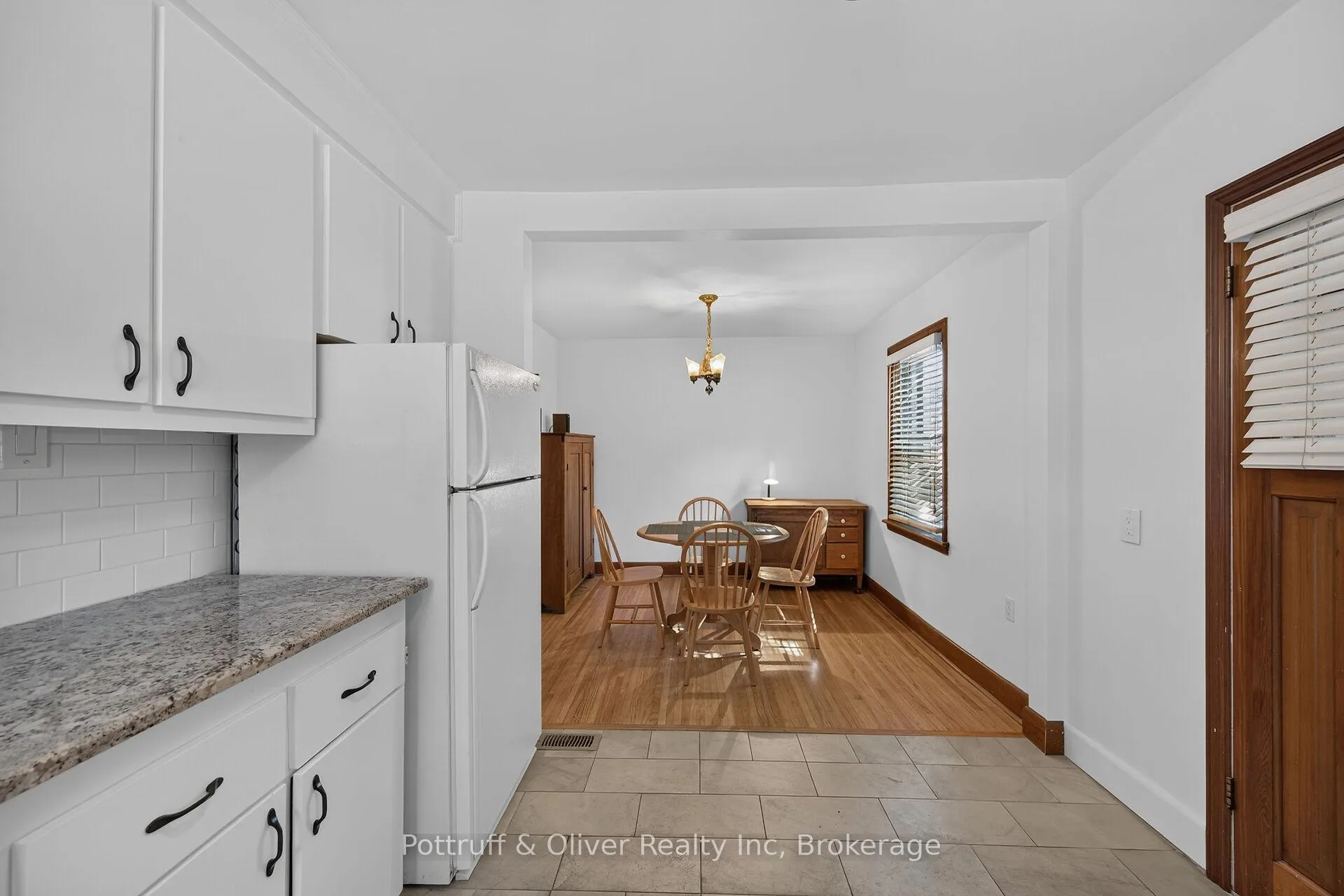Photo 17 of 83 Aberfoyle Avenue, Hamilton, Rosedale — HOMEH