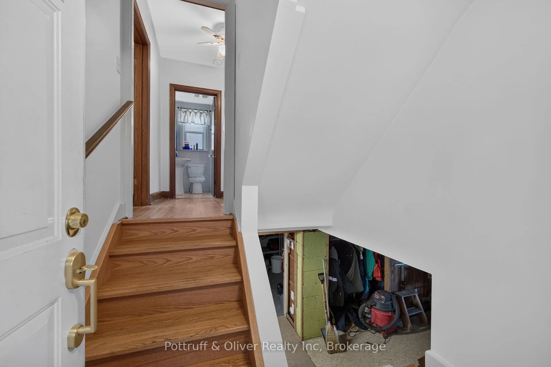 Photo 33 of 83 Aberfoyle Avenue, Hamilton, Rosedale — HOMEH
