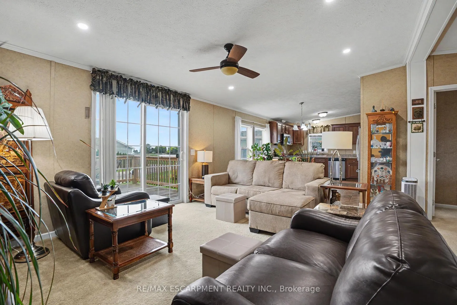 Photo 10 of 4 Hickory Hollow, Haldimand, Nanticoke — HOMEH
