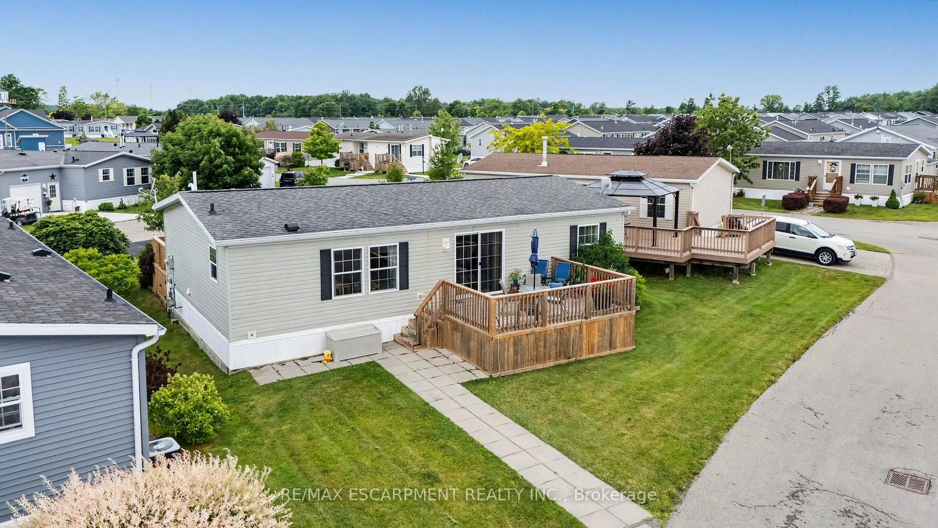 Photo 31 of 4 Hickory Hollow, Haldimand, Nanticoke — HOMEH