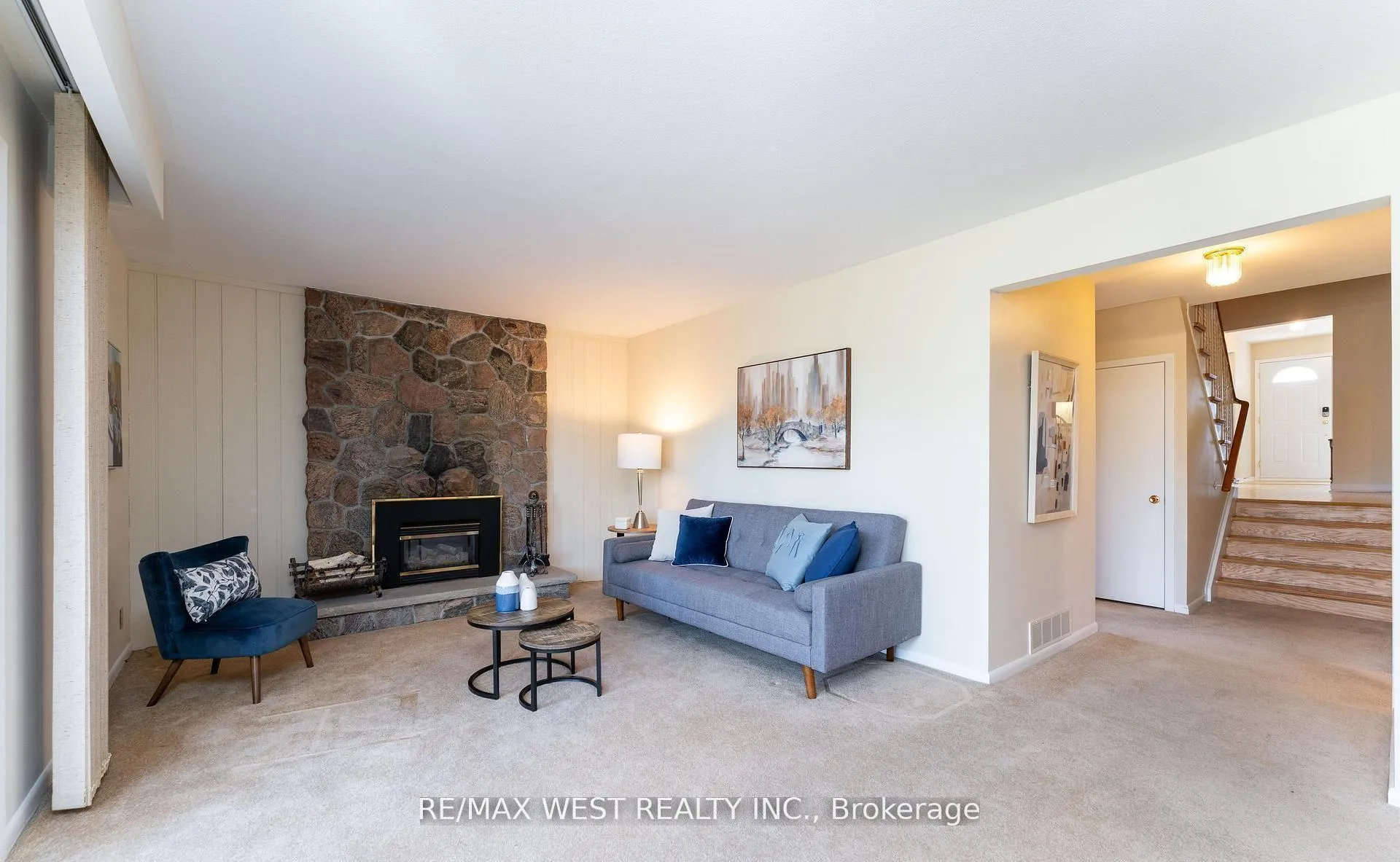 Photo 17 of 29 Braywin Drive, Etobicoke, Kingsview Village-The Westway — HOMEH