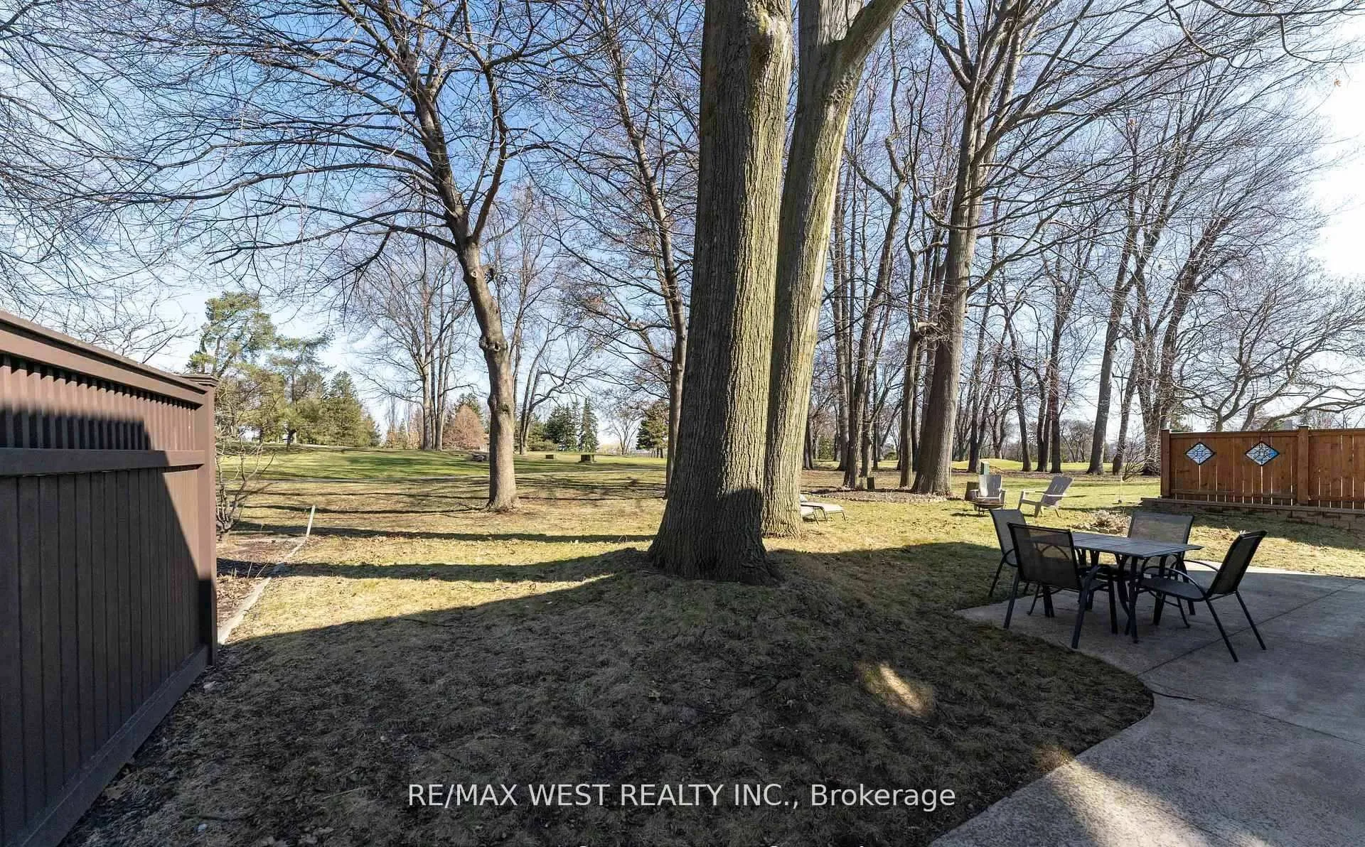 Photo 21 of 29 Braywin Drive, Etobicoke, Kingsview Village-The Westway — HOMEH