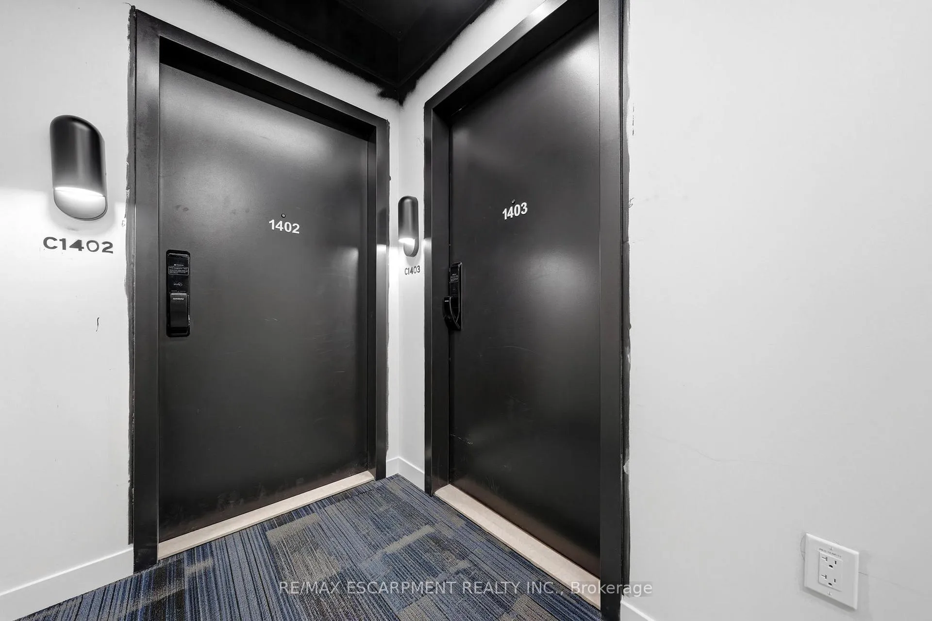 Photo 5 of Unit C1403, 4878 Powers Common, Burlington, Alton — HOMEH