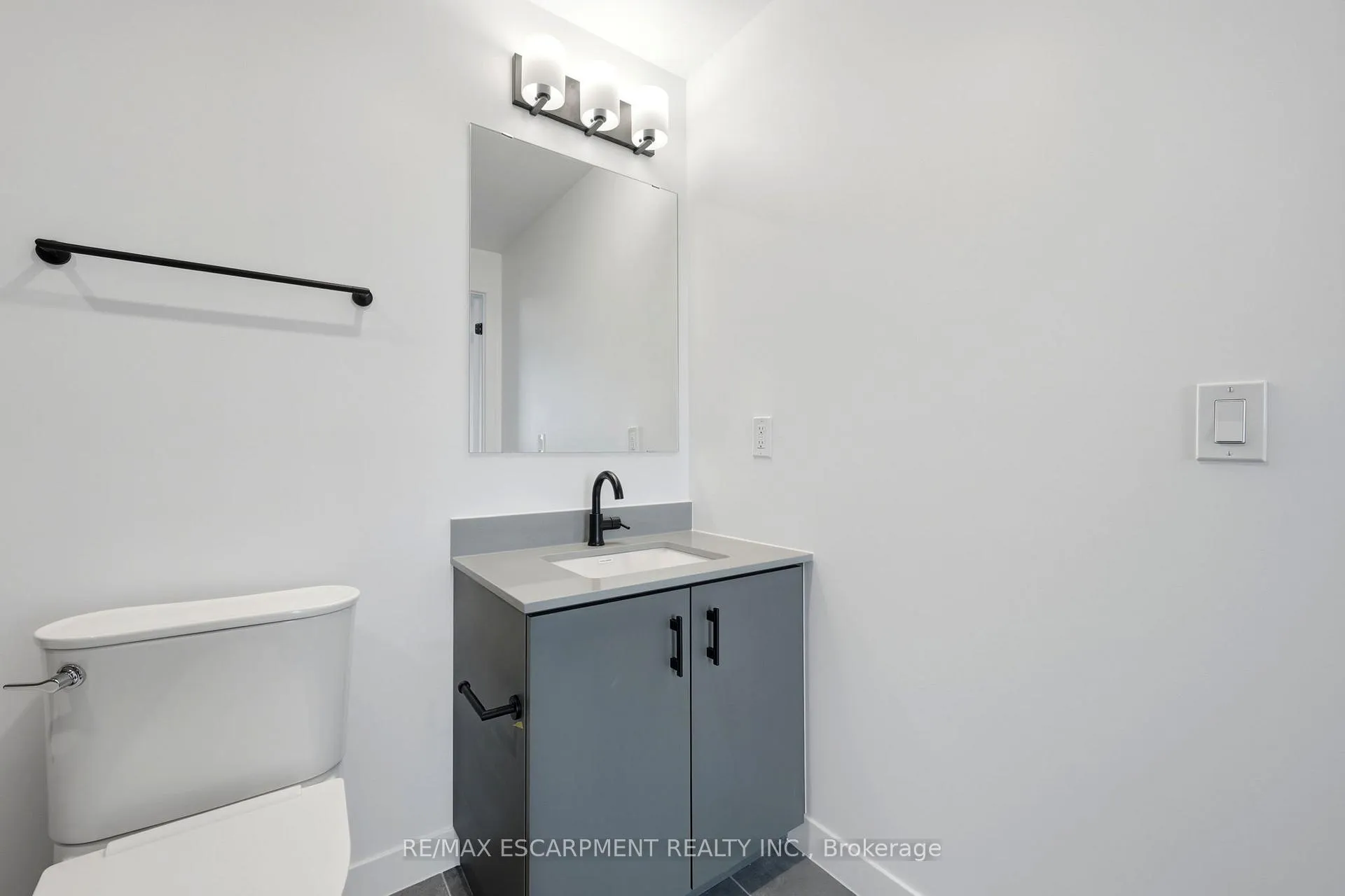 Photo 20 of Unit C1403, 4878 Powers Common, Burlington, Alton — HOMEH