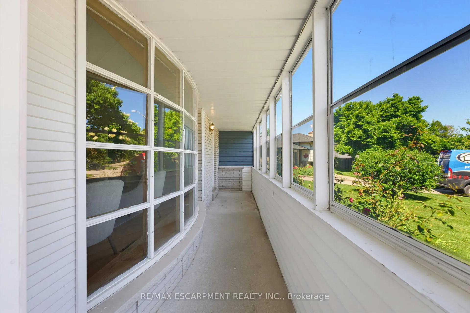 Photo 8 of 6 Treelawn Terrace, Brantford — HOMEH