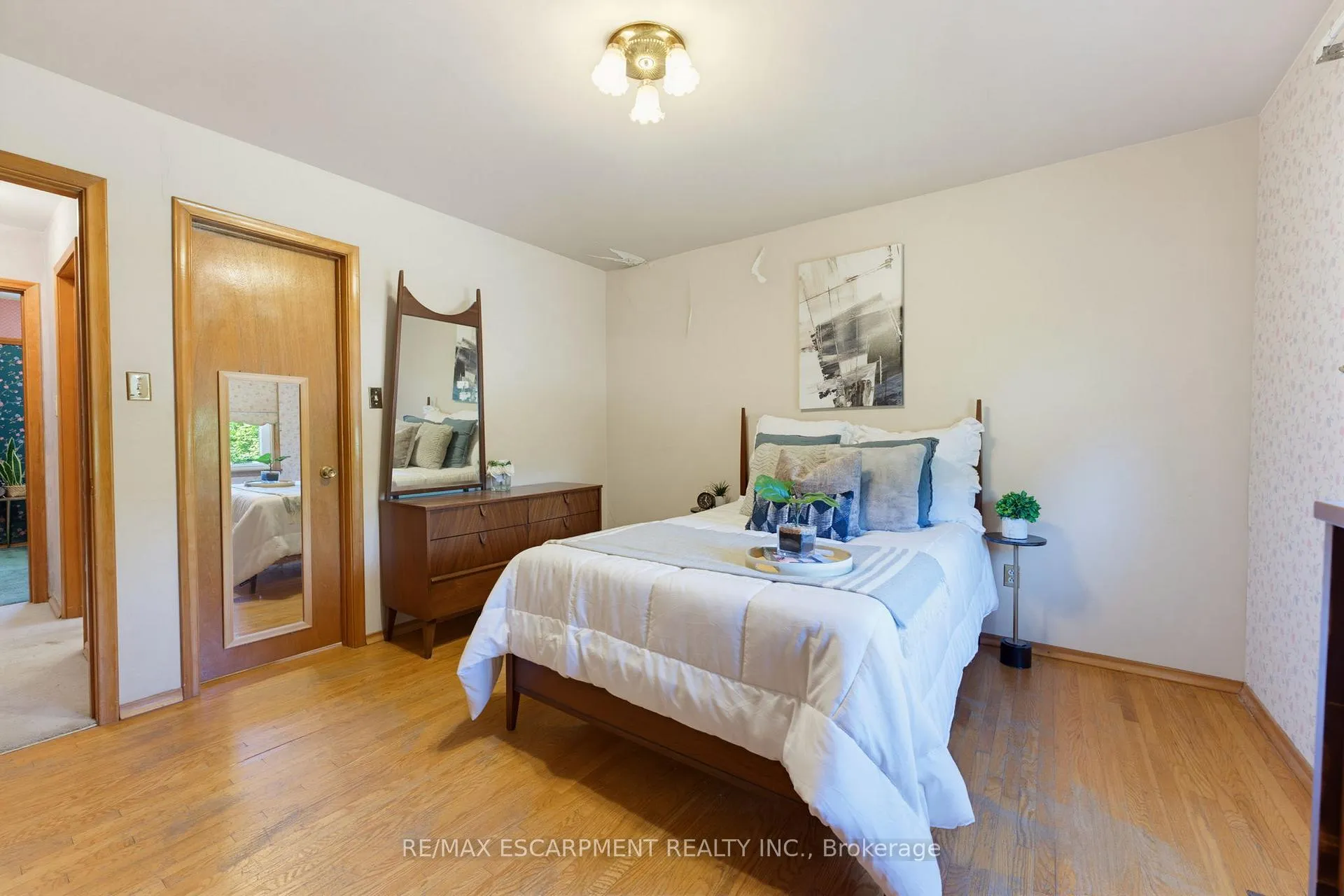 Photo 19 of 6 Treelawn Terrace, Brantford — HOMEH
