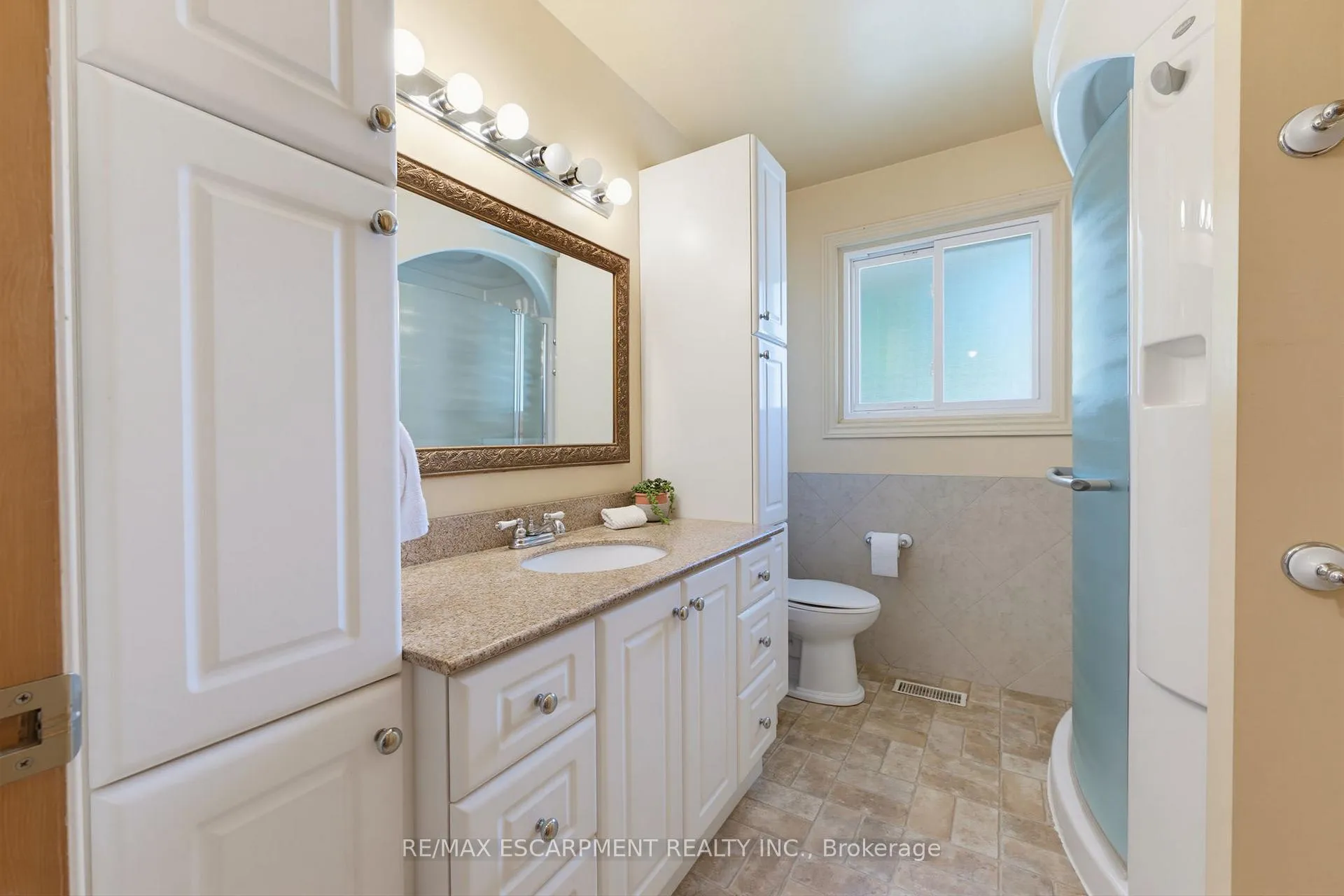 Photo 20 of 6 Treelawn Terrace, Brantford — HOMEH