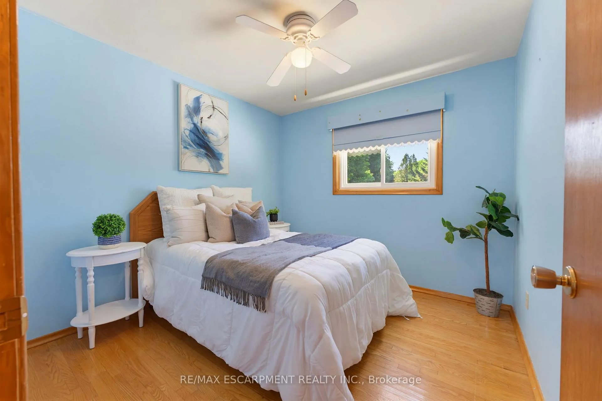 Photo 22 of 6 Treelawn Terrace, Brantford — HOMEH