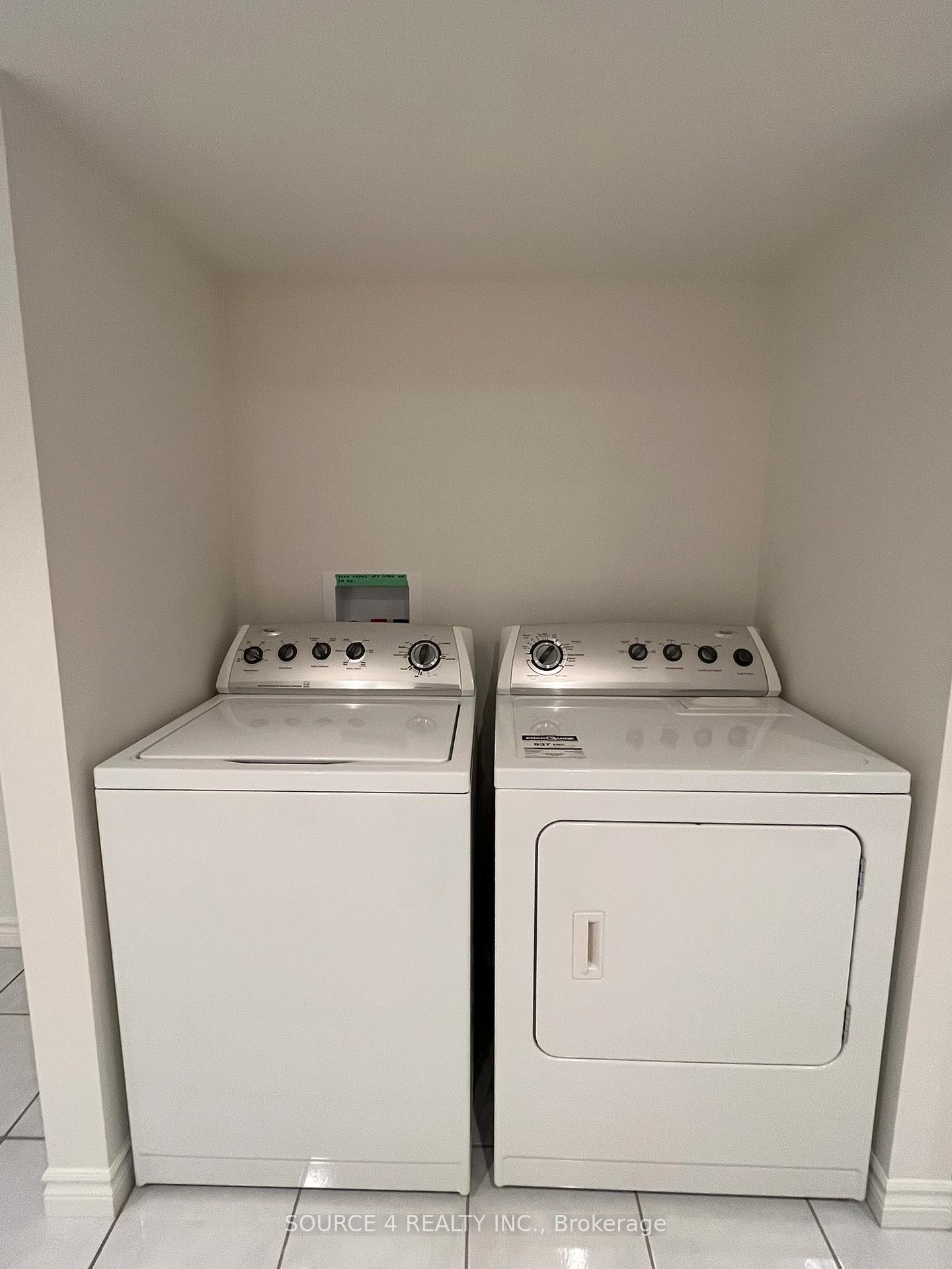 Photo 8 of Unit Basement, 138 Venetian Crescent, Vaughan, East Woodbridge — HOMEH