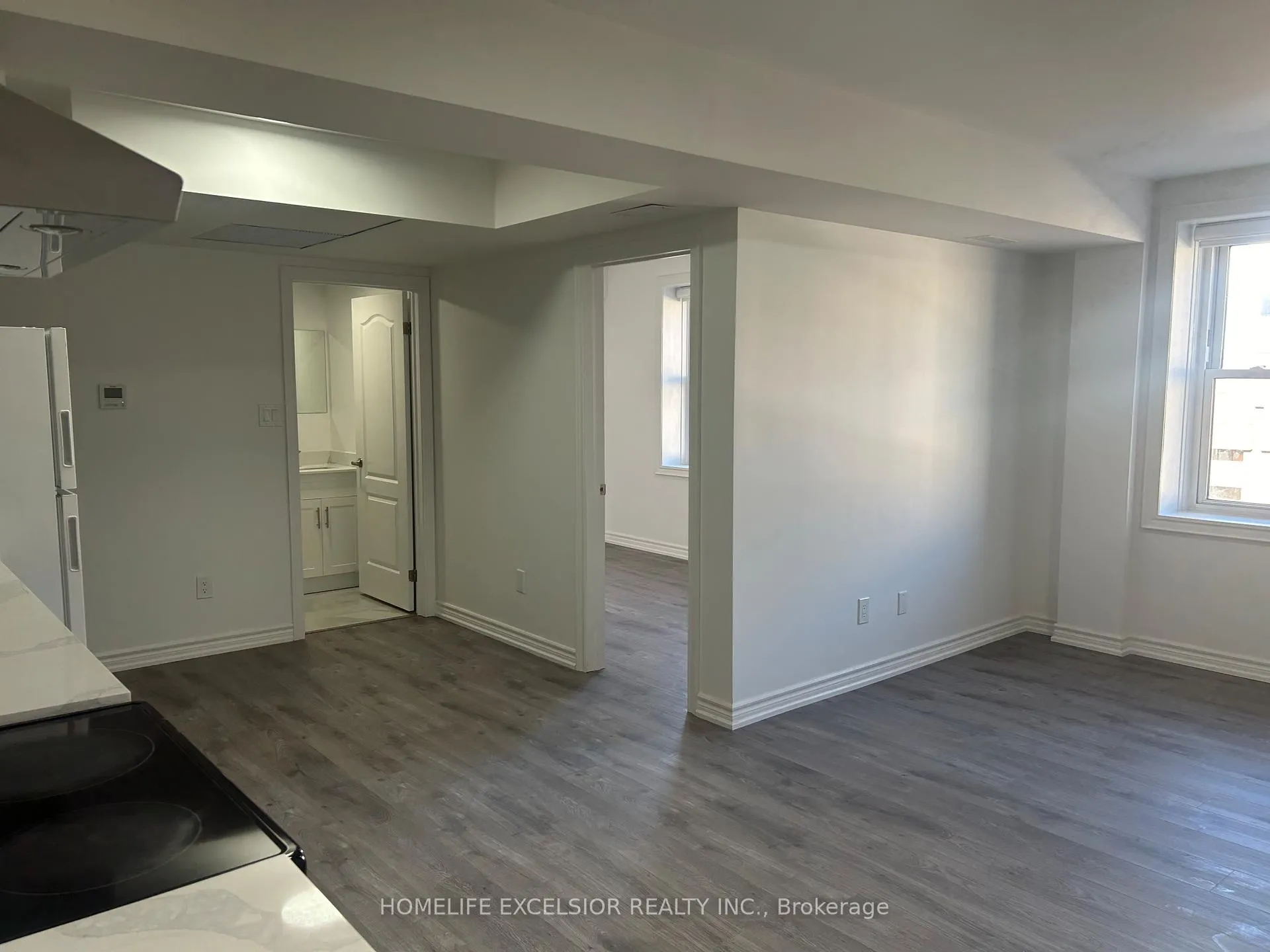 Photo 2 of Unit Unit 6, 3 Simcoe Street S, Oshawa, Central — HOMEH