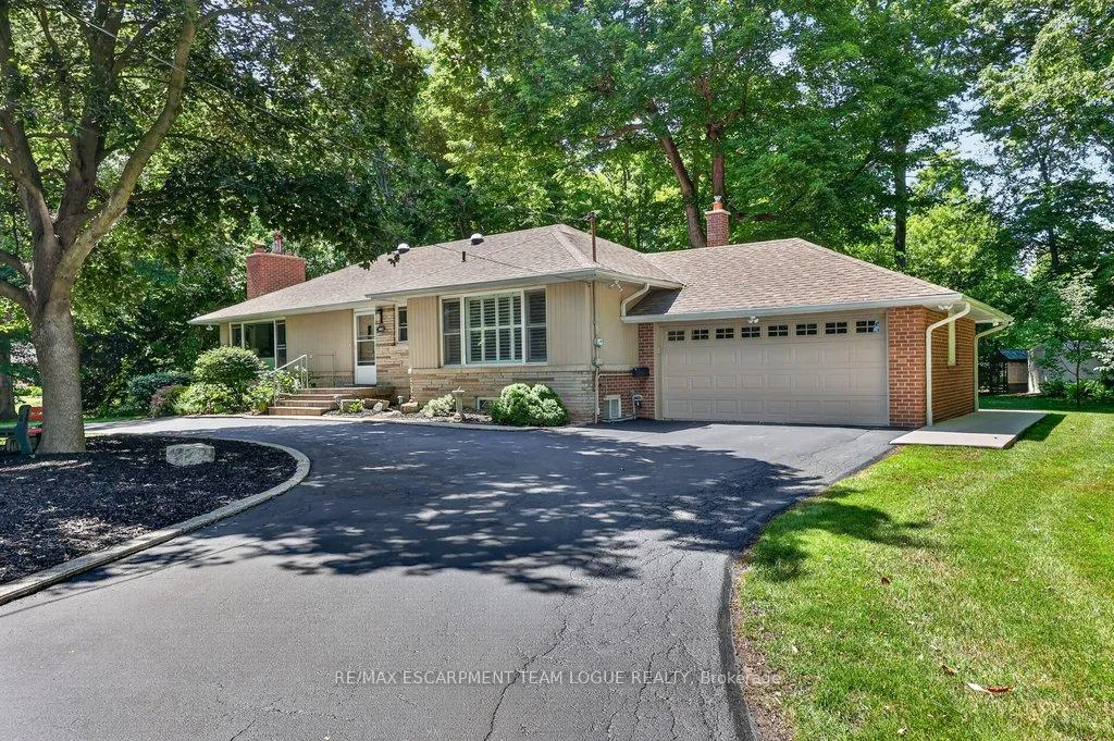 Photo 2 of 403 Donald Campbell Avenue, Milton, Old Milton — HOMEH