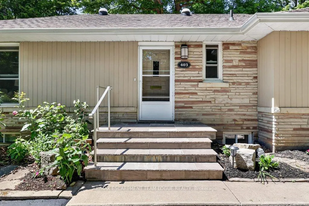 Photo 3 of 403 Donald Campbell Avenue, Milton, Old Milton — HOMEH
