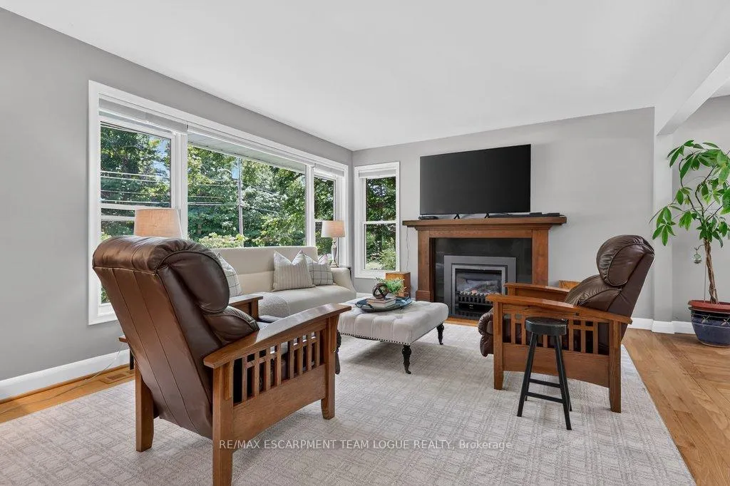 Photo 5 of 403 Donald Campbell Avenue, Milton, Old Milton — HOMEH