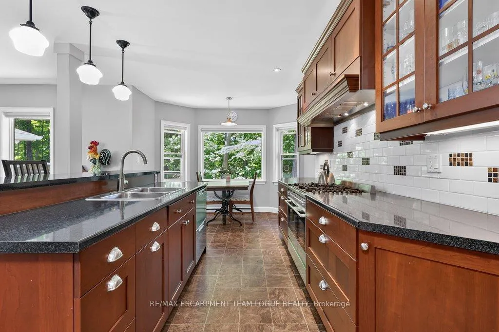 Photo 12 of 403 Donald Campbell Avenue, Milton, Old Milton — HOMEH
