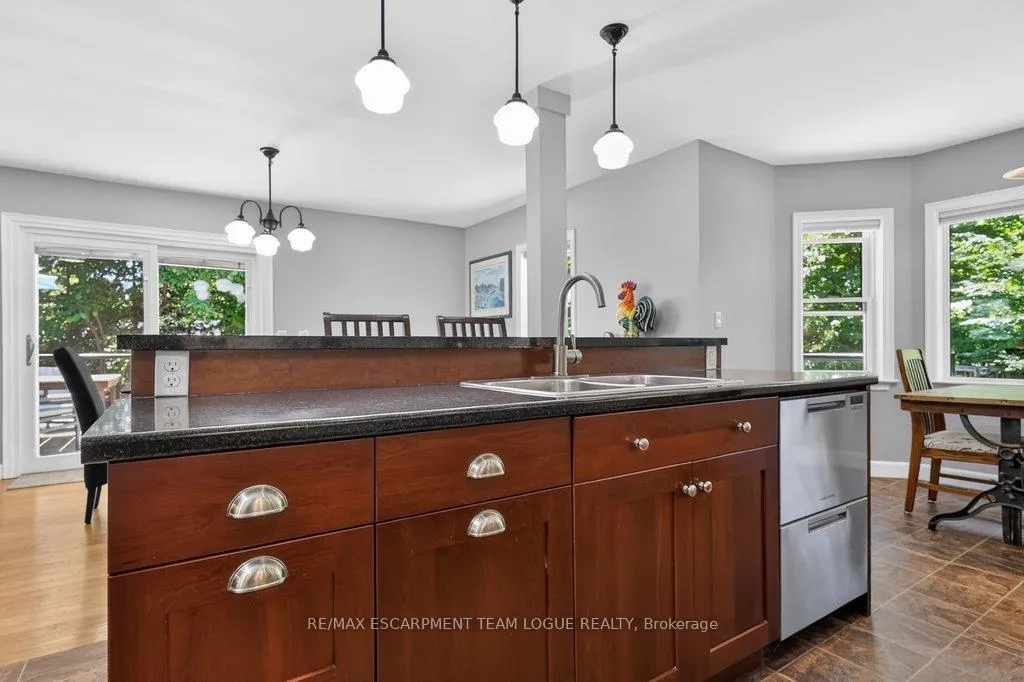 Photo 16 of 403 Donald Campbell Avenue, Milton, Old Milton — HOMEH