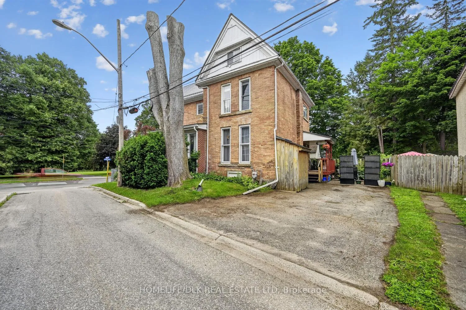 Photo 29 of 186 King Street E, Brockville, Brockville — HOMEH