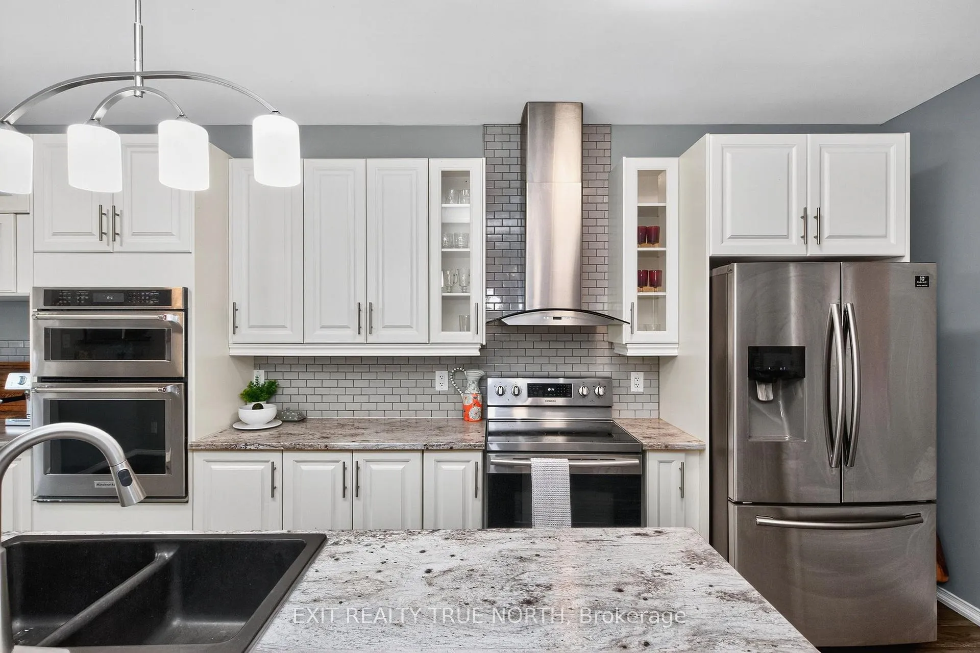 Photo 13 of 59 Edwards Drive, Barrie, Bayshore — HOMEH