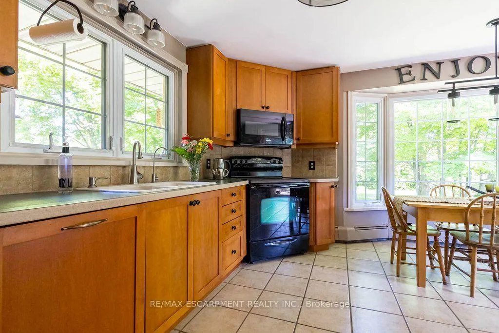 Photo 20 of 1048 Regional Road 97, Hamilton, Rural Flamborough — HOMEH