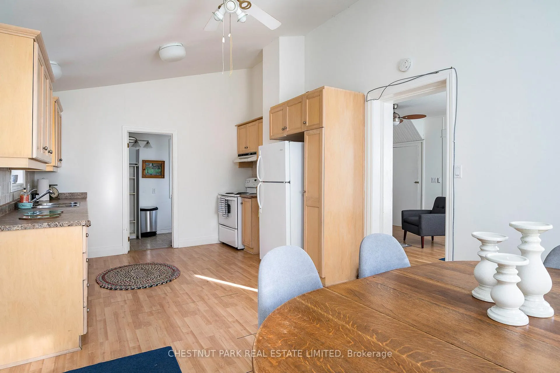 Photo 4 of 189/186 West Shore Drive, Tiny, Lafontaine — HOMEH