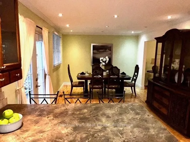 Photo 8 of 135 Christopher Avenue, Wasaga Beach — HOMEH