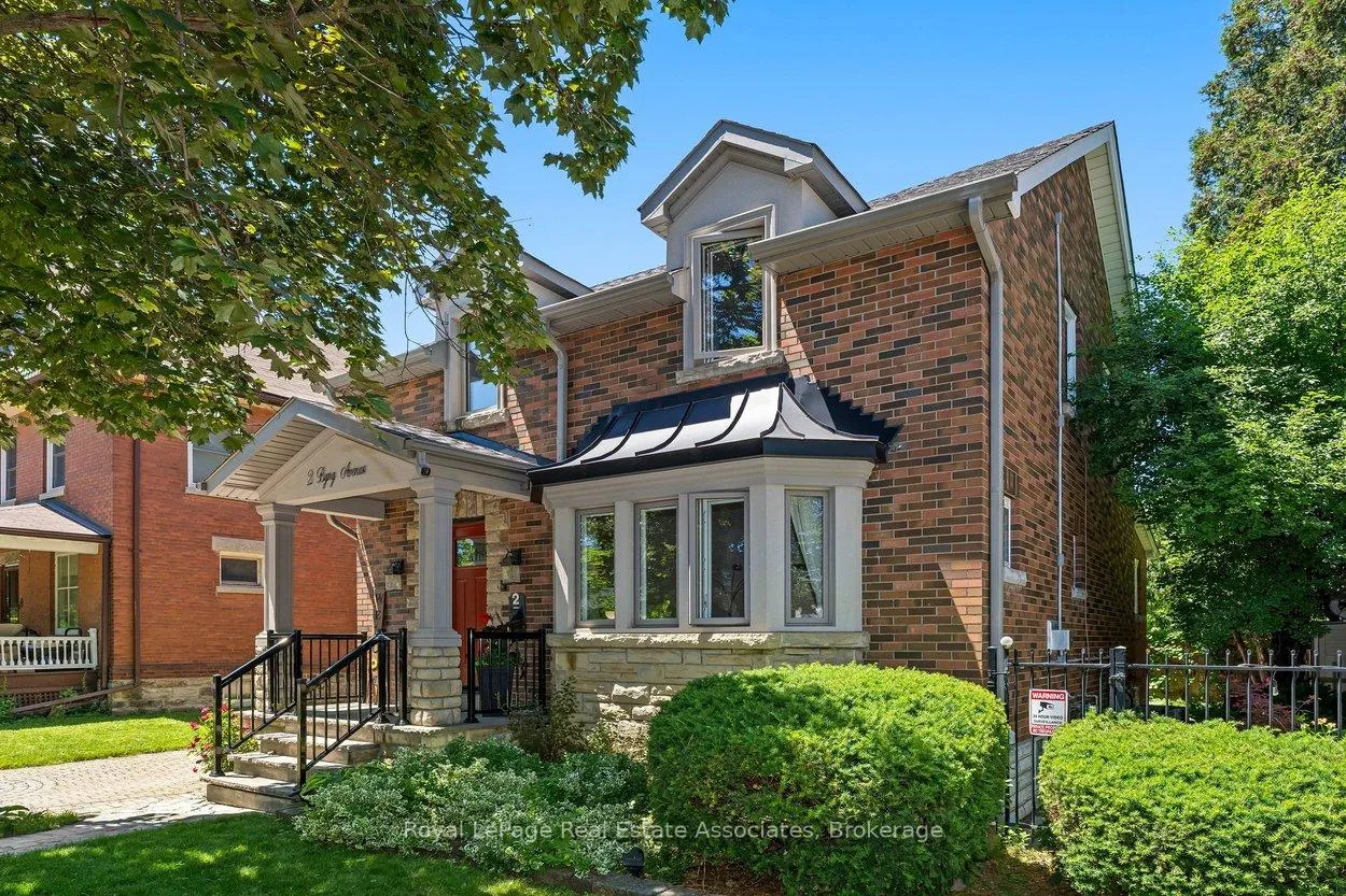 Photo 3 of 2 Byng Avenue, Brampton, Downtown Brampton — HOMEH