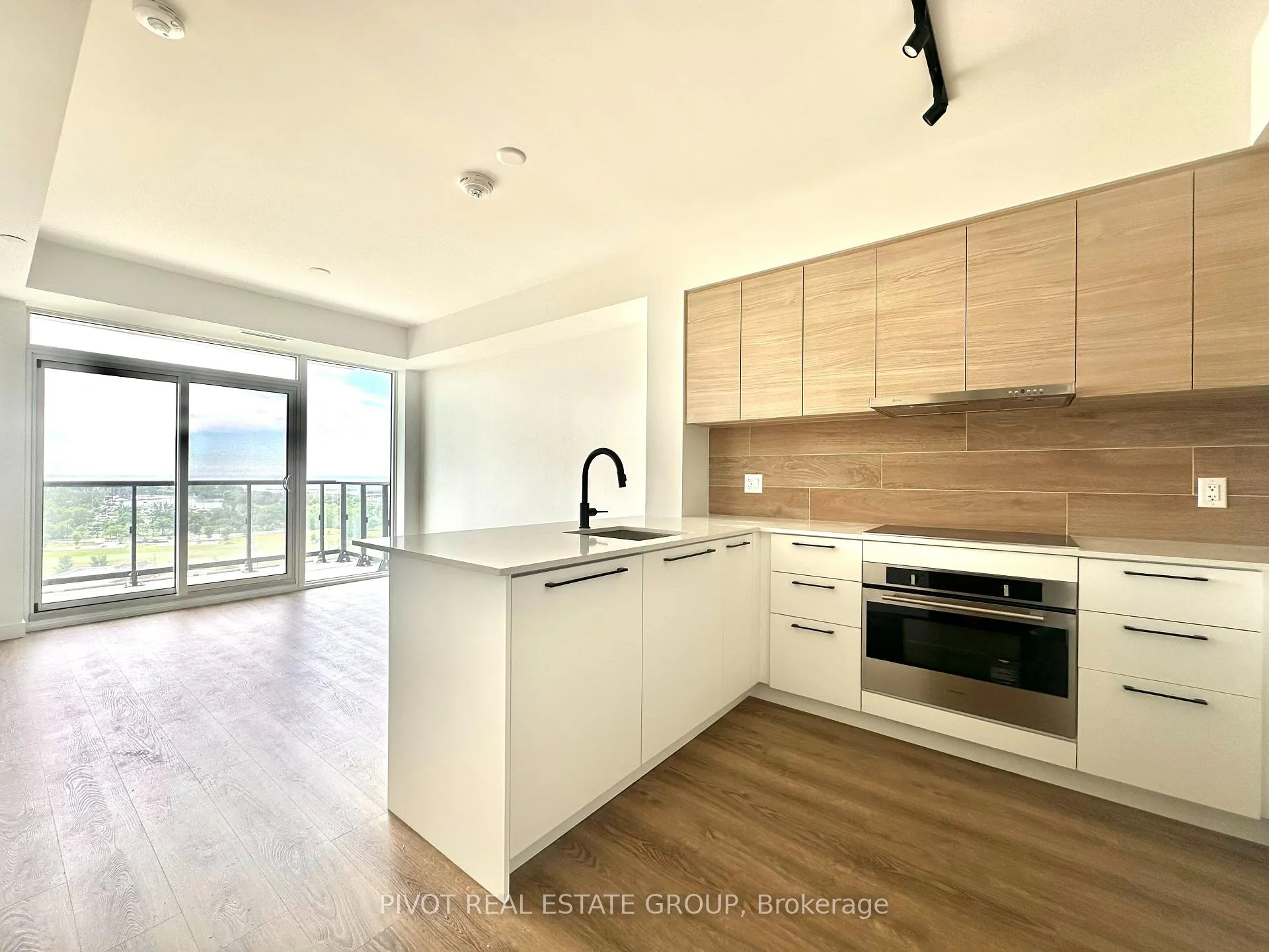 Photo 1 of Unit 1107, 1050 Eastern Avenue, Toronto, The Beaches — HOMEH