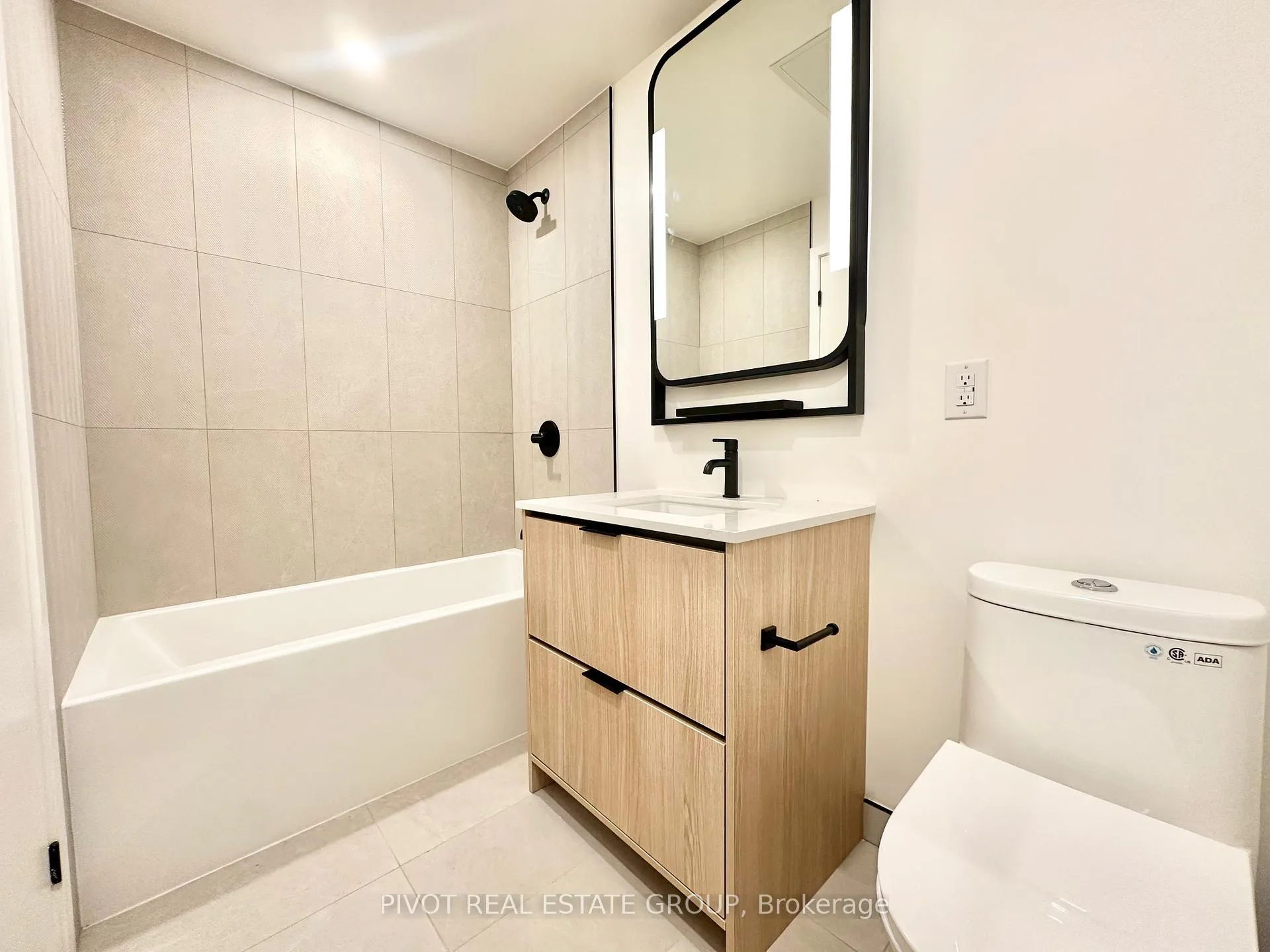 Photo 7 of Unit 1107, 1050 Eastern Avenue, Toronto, The Beaches — HOMEH