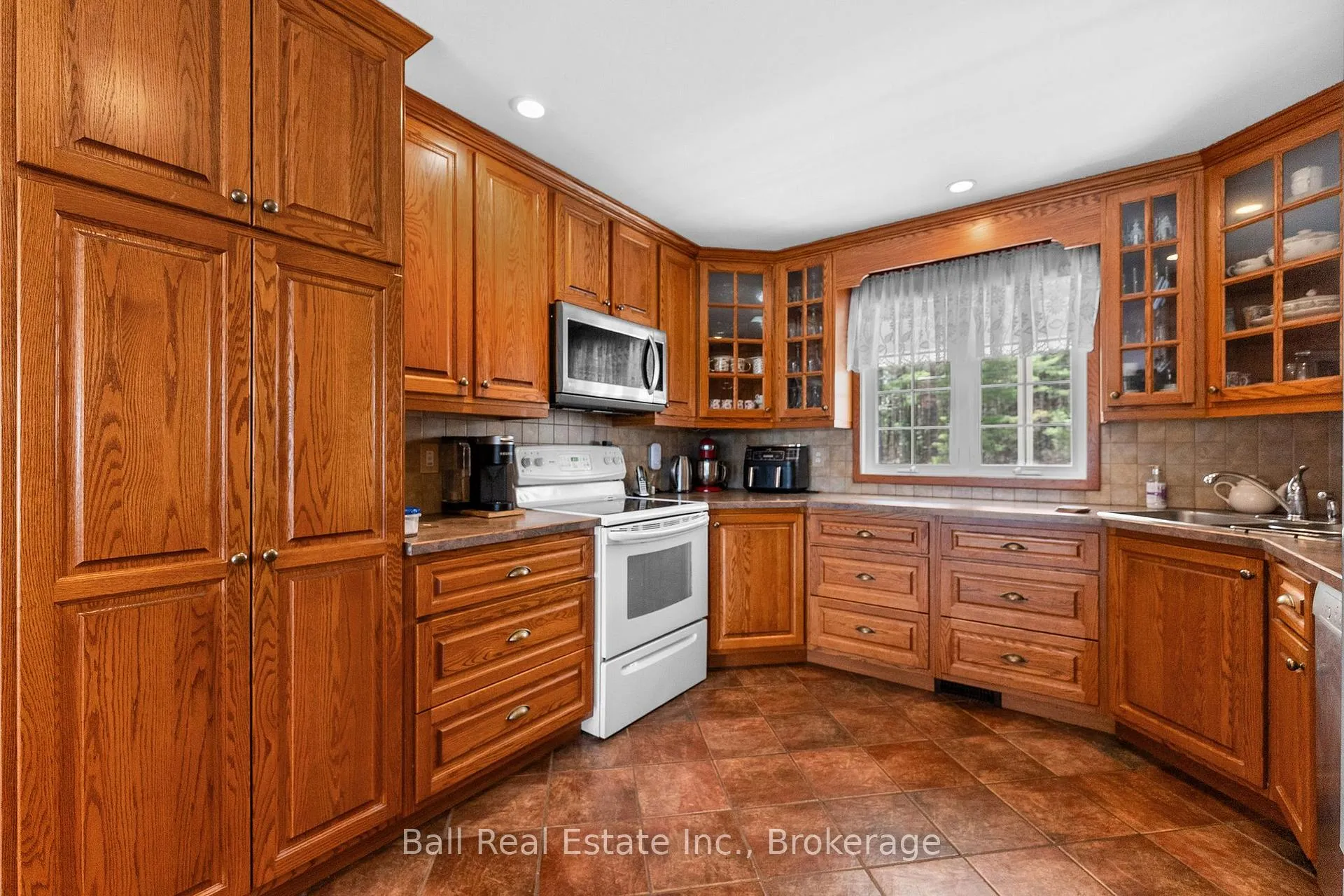 Photo 23 of 214A Centre Road, Hastings Highlands, McClure Ward — HOMEH
