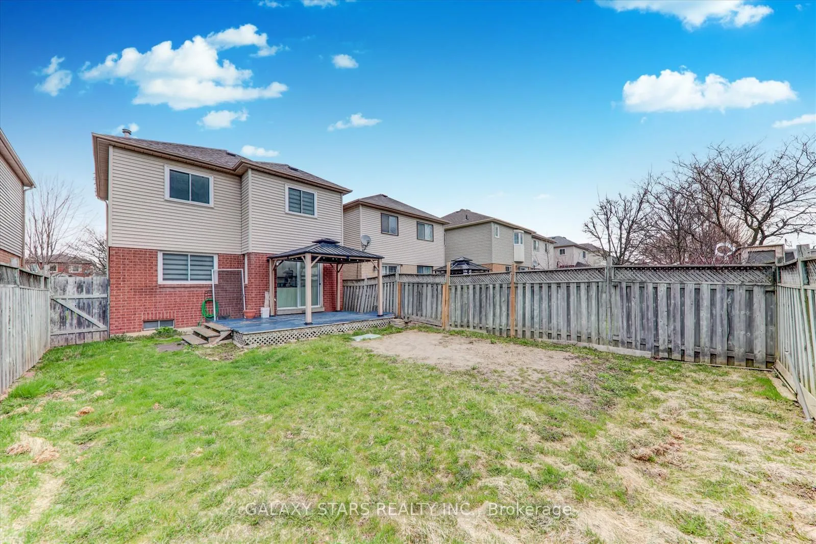 Photo 32 of 27 John Walter Crescent, Clarington, Courtice — HOMEH