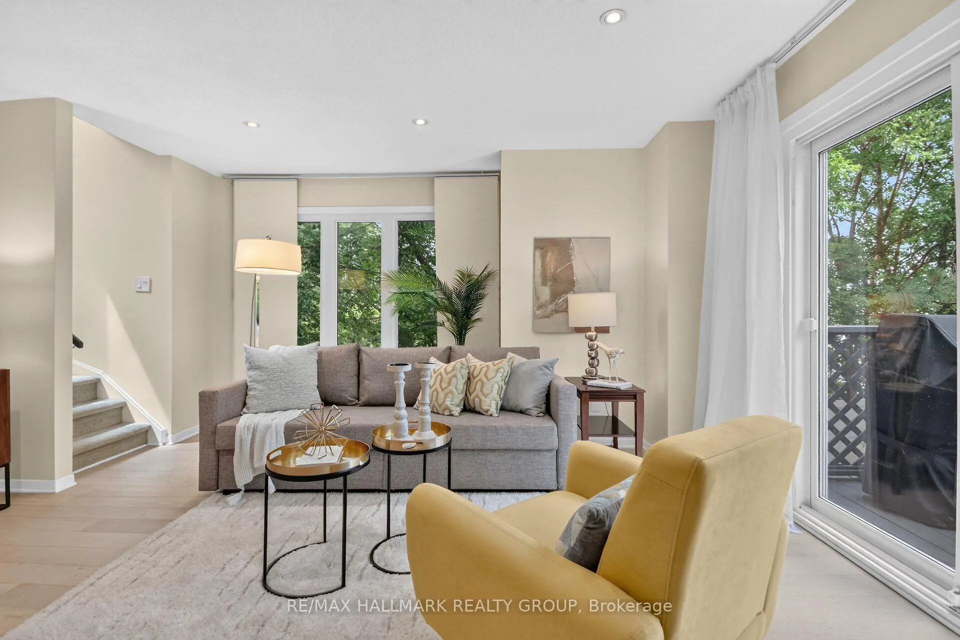Photo 11 of Unit 7, 817 High Street E, Ottawa, Britannia Heights — HOMEH