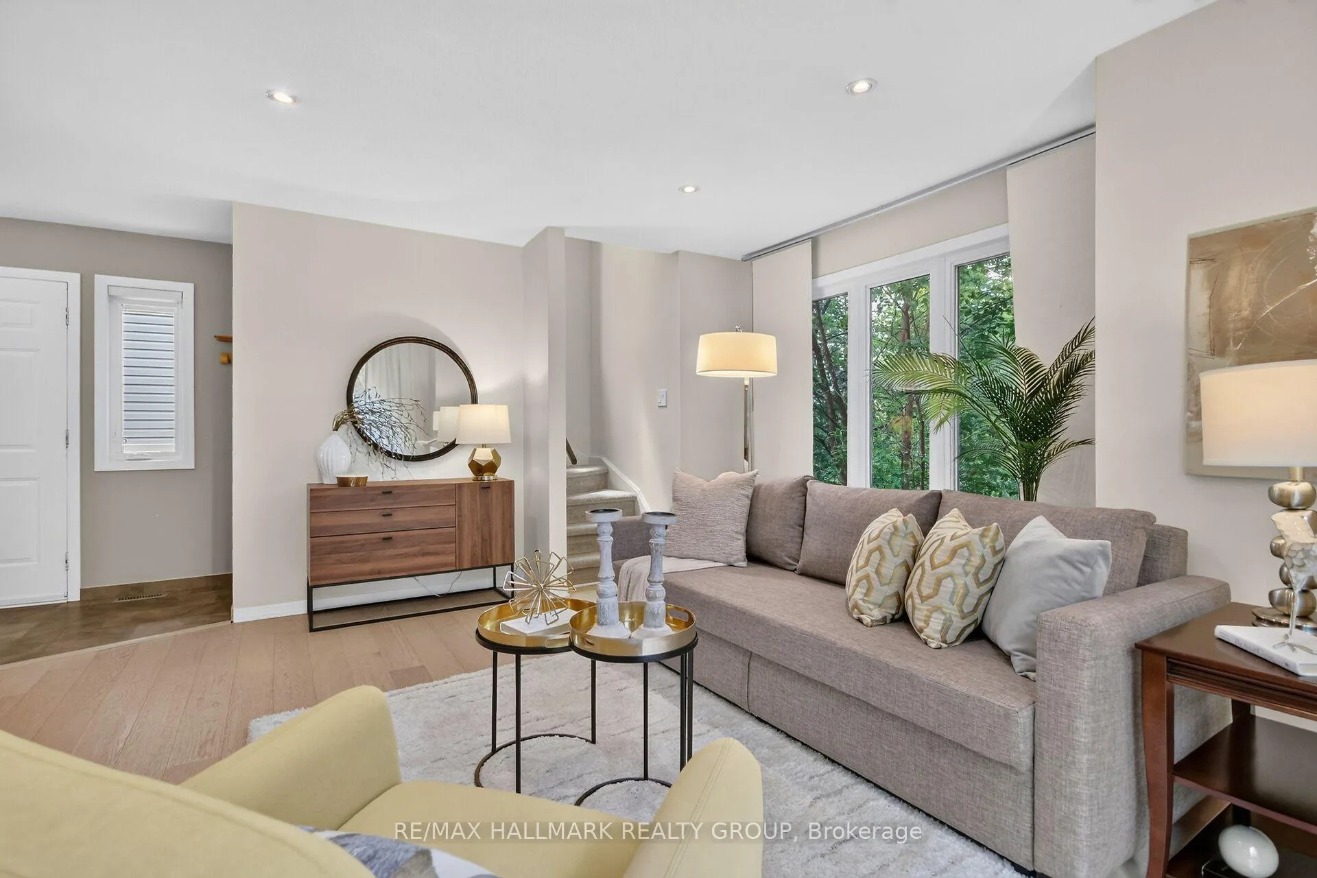 Photo 12 of Unit 7, 817 High Street E, Ottawa, Britannia Heights — HOMEH