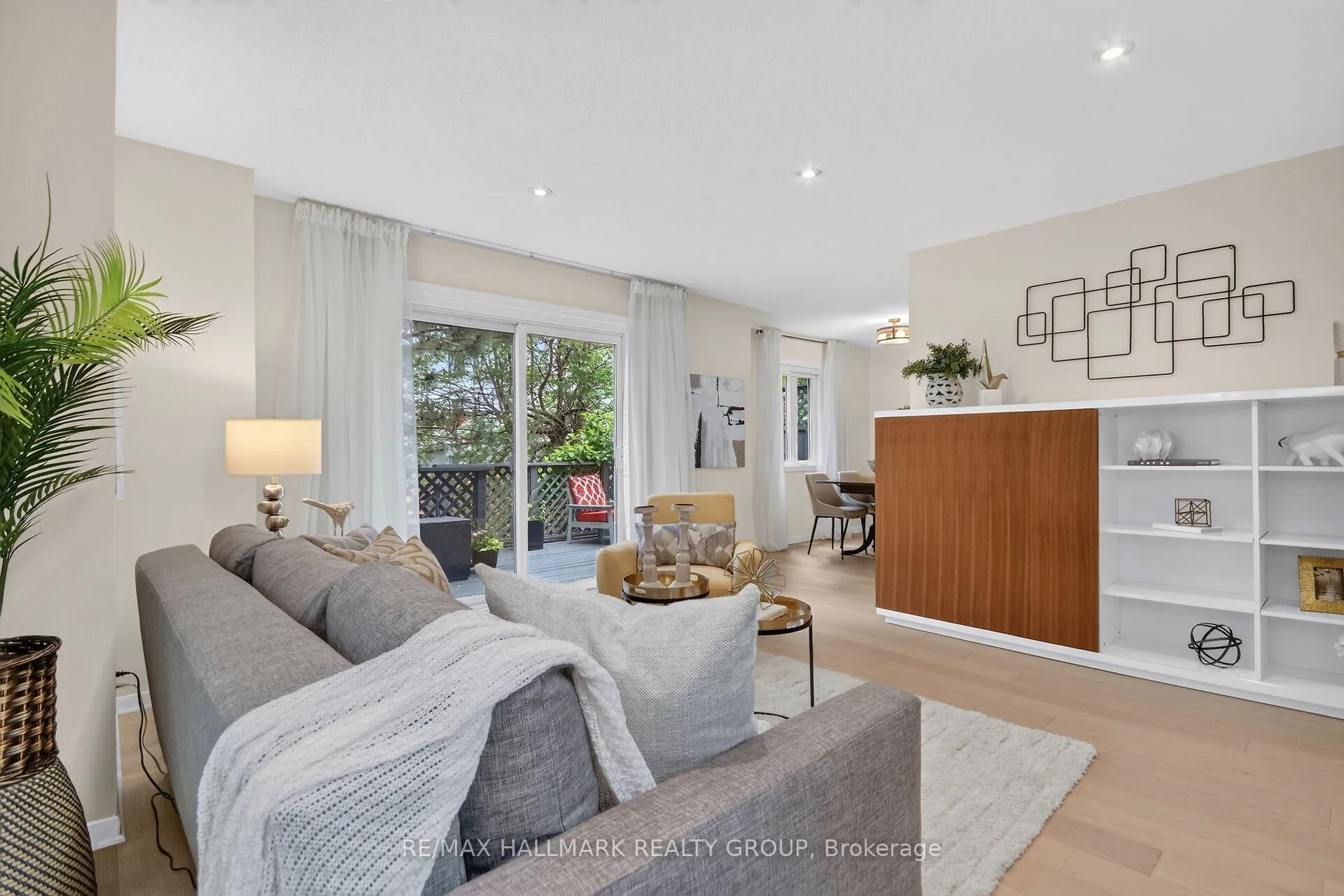 Photo 16 of Unit 7, 817 High Street E, Ottawa, Britannia Heights — HOMEH