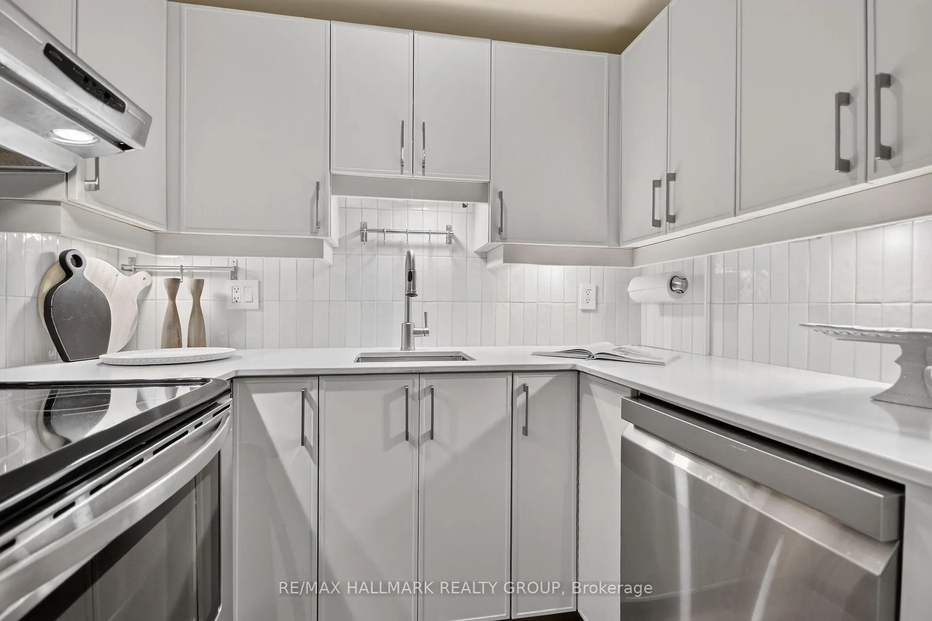 Photo 26 of Unit 7, 817 High Street E, Ottawa, Britannia Heights — HOMEH
