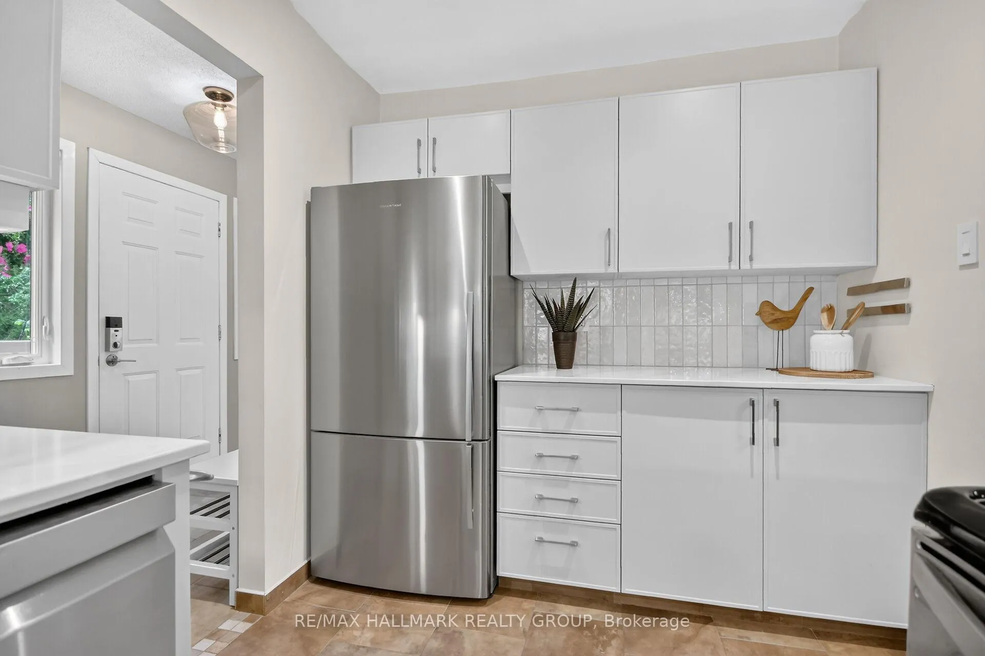 Photo 29 of Unit 7, 817 High Street E, Ottawa, Britannia Heights — HOMEH