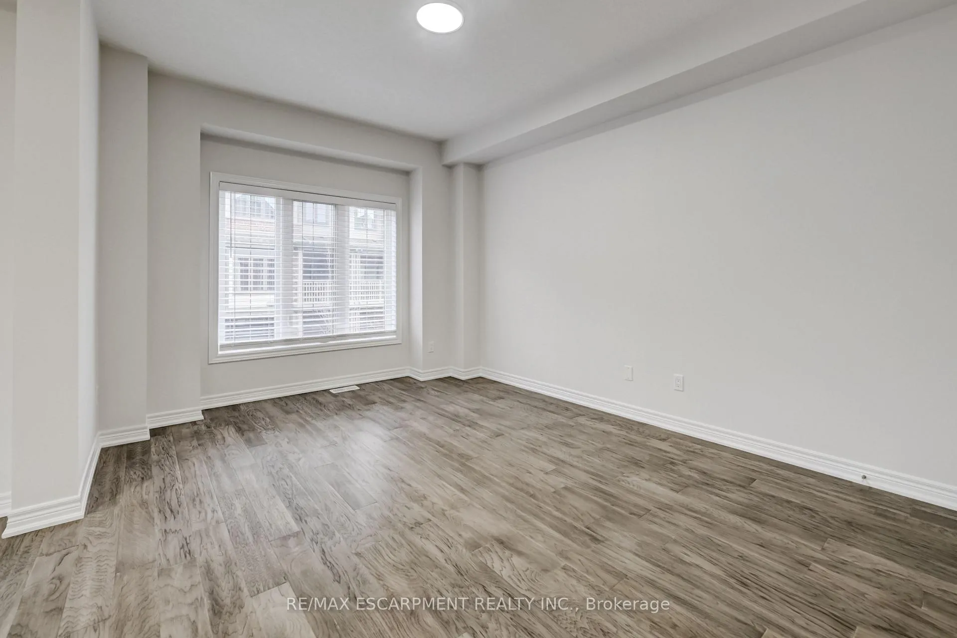Photo 15 of 23 Ridgeside Lane, Hamilton, Waterdown — HOMEH