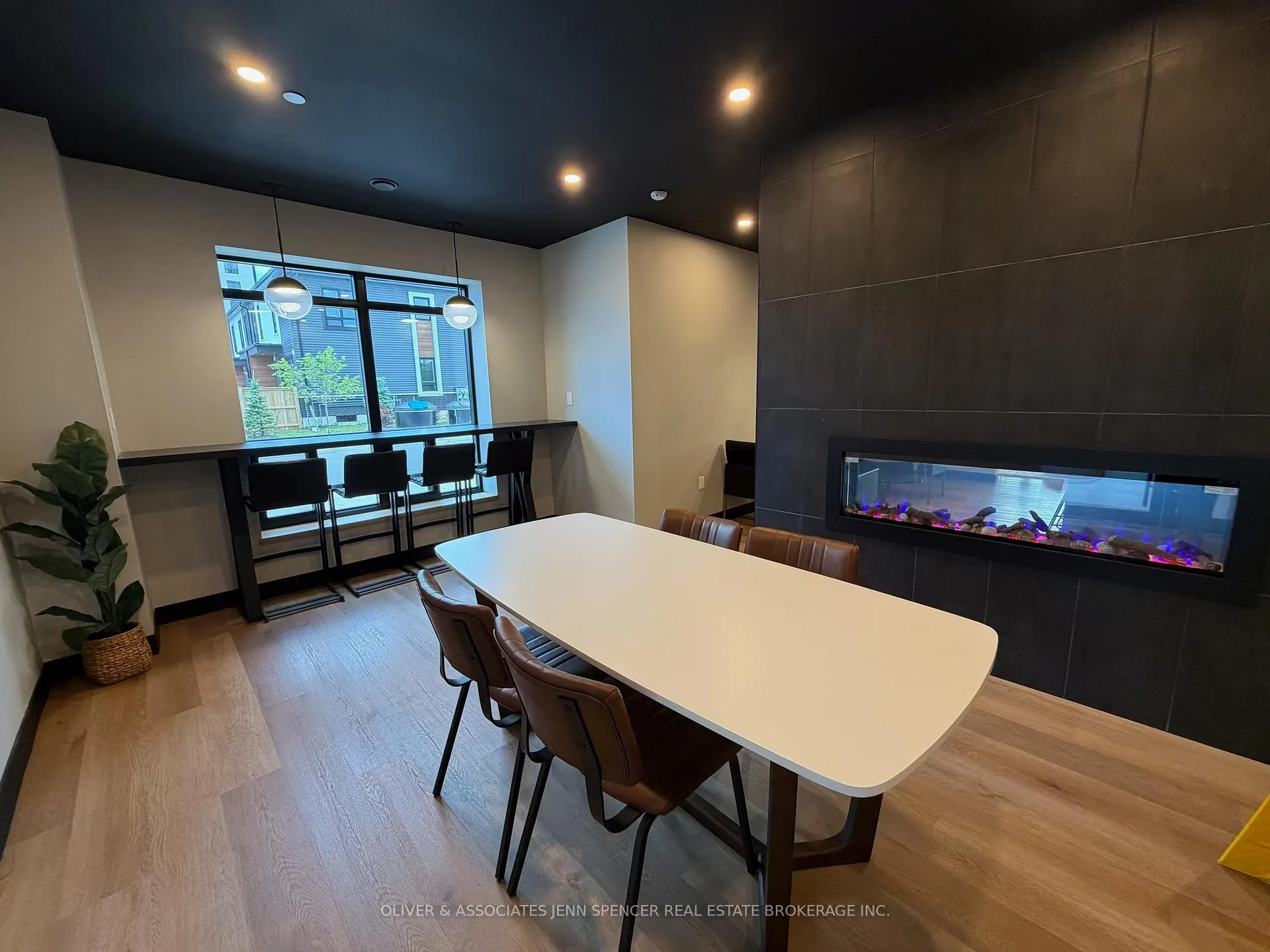 Photo 15 of Unit 201, 3395 Morgan Avenue, London, South W — HOMEH