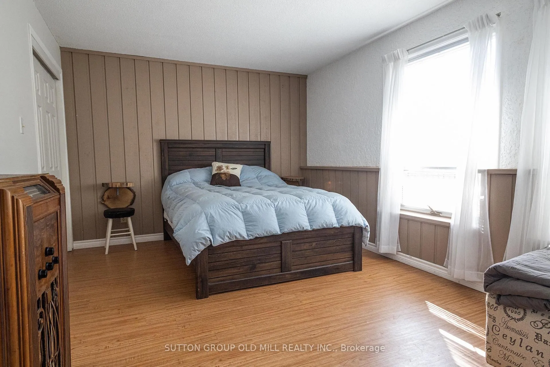 Photo 6 of 124 Bruce Street S, Blue Mountains — HOMEH