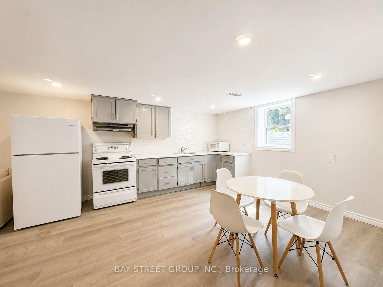 Photo 8 of Unit Bsmt, 808 Tenth Avenue, Hamilton, Hampton Heights — HOMEH