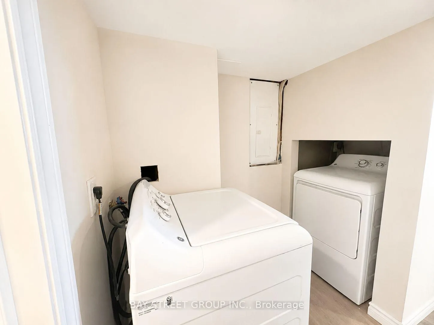Photo 11 of Unit Bsmt, 808 Tenth Avenue, Hamilton, Hampton Heights — HOMEH