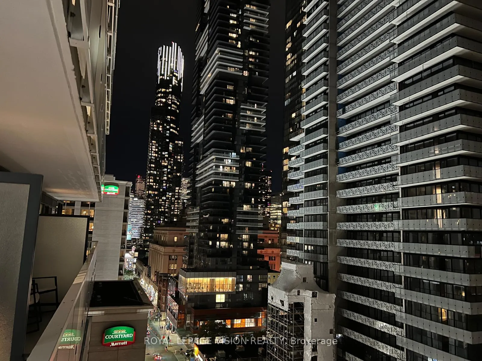 Photo 3 of Unit 1001, 501 Yonge Street, Toronto, Church-Yonge Corridor — HOMEH