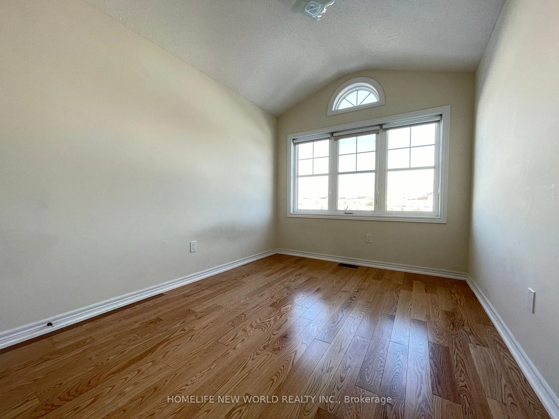 Photo 10 of 3 Robert Osprey Drive, Markham, Cathedraltown — HOMEH