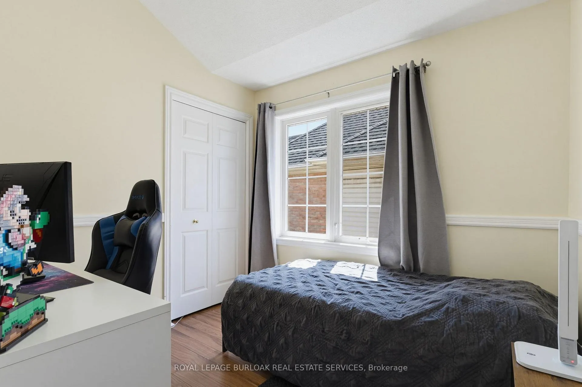Photo 13 of Unit 110, 3480 Upper Middle Road, Burlington, Palmer — HOMEH
