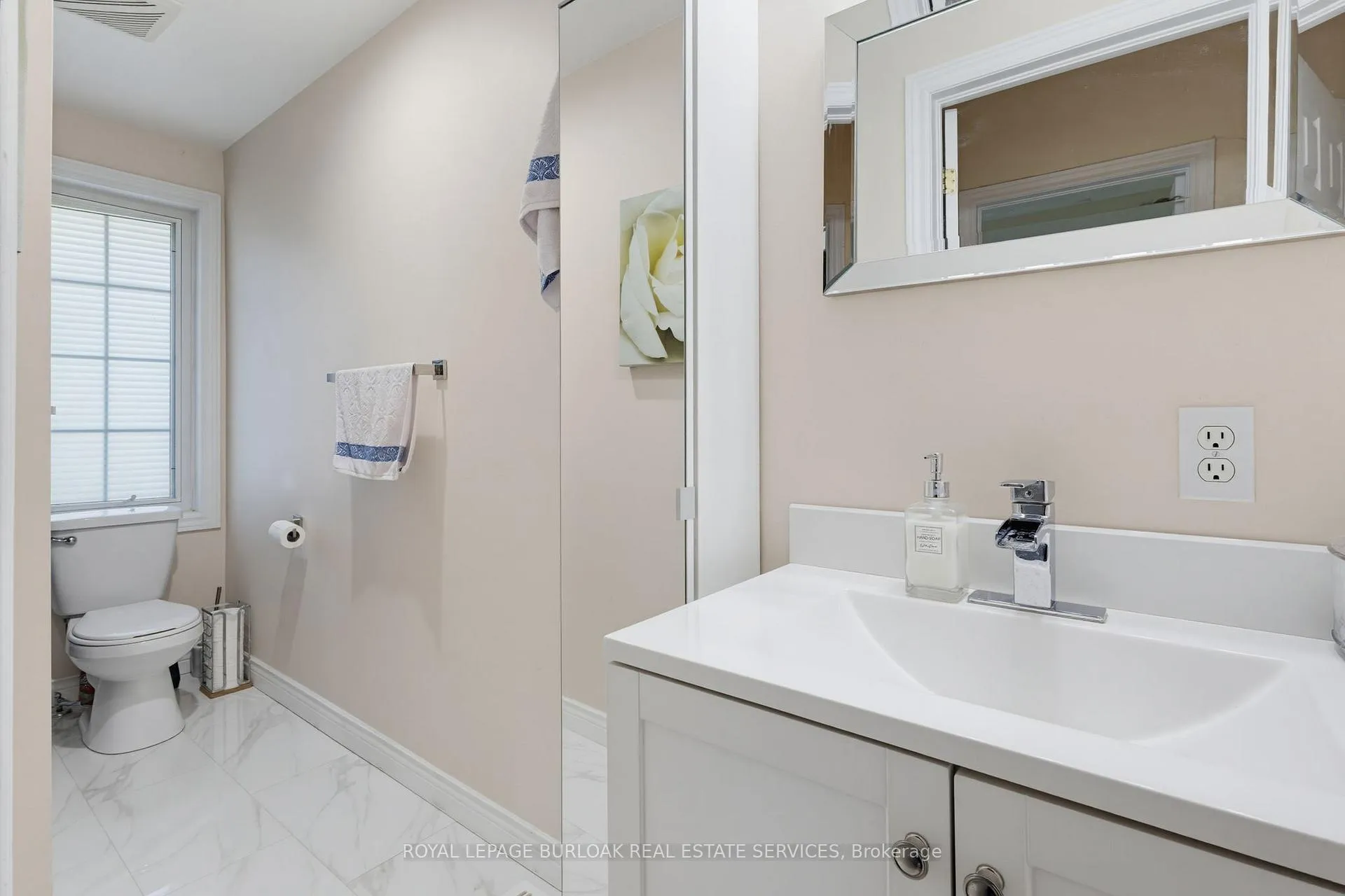 Photo 14 of Unit 110, 3480 Upper Middle Road, Burlington, Palmer — HOMEH