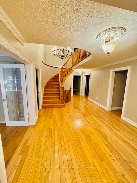 Photo 3 of 4562 Penhallow Road, Mississauga, Creditview — HOMEH