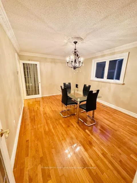 Photo 4 of 4562 Penhallow Road, Mississauga, Creditview — HOMEH