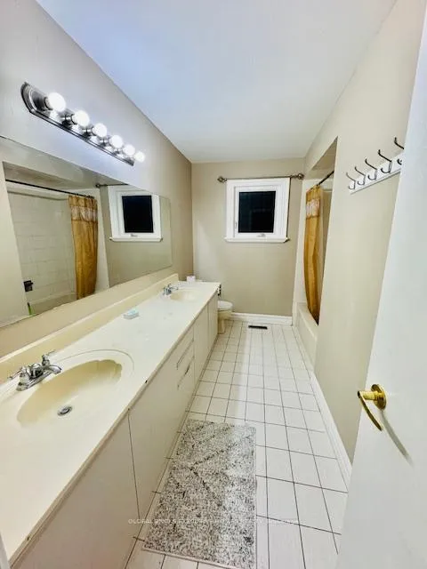 Photo 12 of 4562 Penhallow Road, Mississauga, Creditview — HOMEH